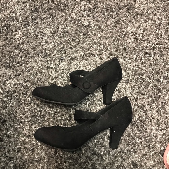 Black kitten heels - Picture 3 of 3